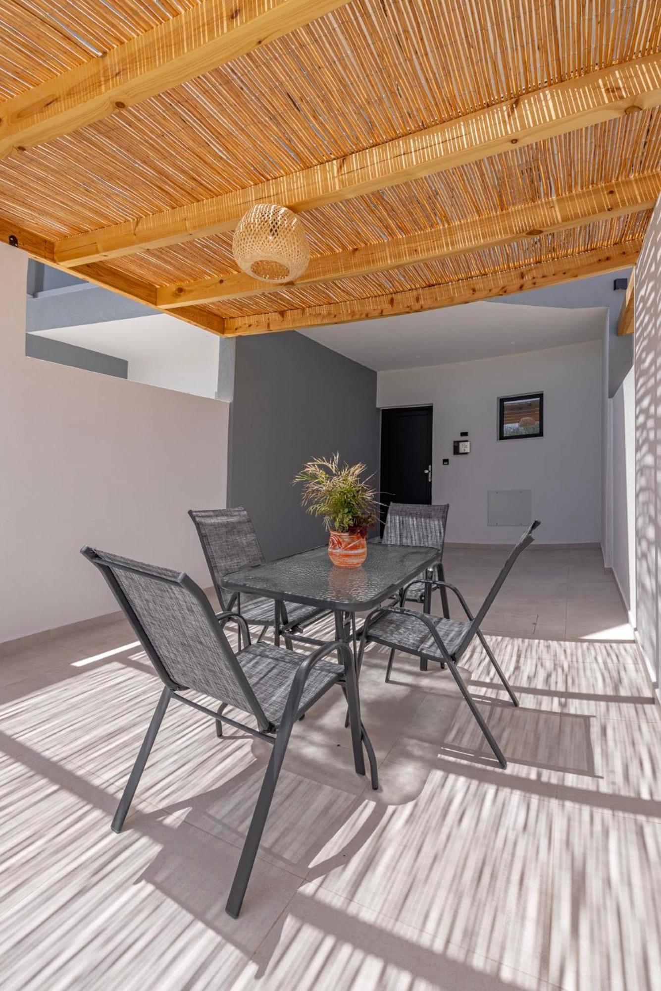Tota Suites Afantou Exteriér fotografie